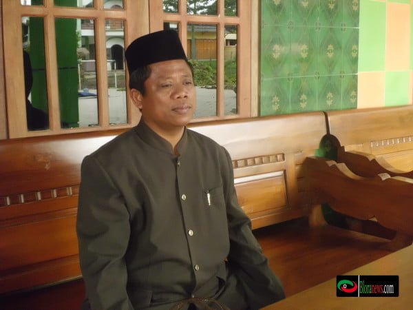 PENGASUH PONPES AL-ALIF BLORA DUKUNG KAPOLDA JATENG MAJU SEBAGAI CALON&nbsp;GUBERNUR