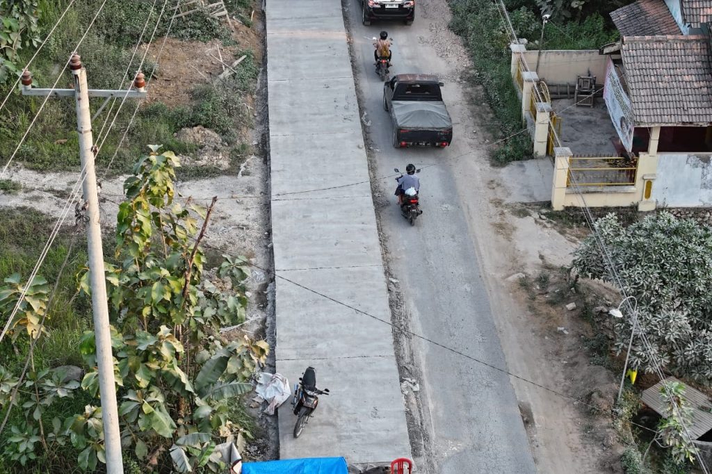 PEMBANGUNAN JALAN JEPON-BOGOREJO TELAN BIAYA RP 6,48&nbsp;MILIAR