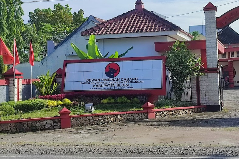 MERASA DIJEBAK, CALEG TERPILIH PDIP BAKAL BAWA KASUS PENGUNDURAN DIRINYA KE RANAH&nbsp;HUKUM