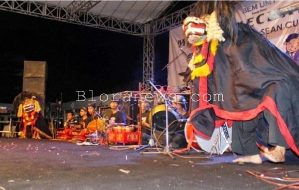 5 KESENIAN YANG BIASA MENGIRINGI KEMERIAHAN SEDEKAH BUMI DI&nbsp;BLORA